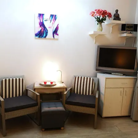 Apartment Al Lago Am Gardasee Apartment *